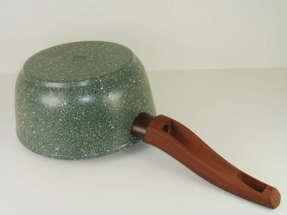 Natura Induction Kookpan>Steelpan 18cm met hout-look greep - VegeTek